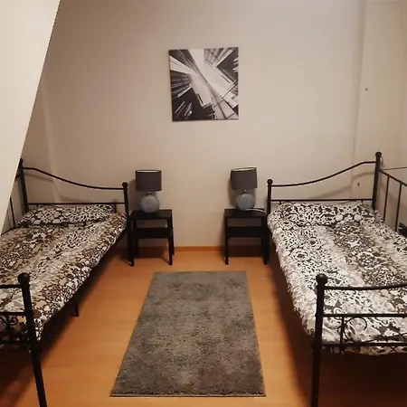 Stern Bis Zu 9 Betten Verfuegbar Bremen