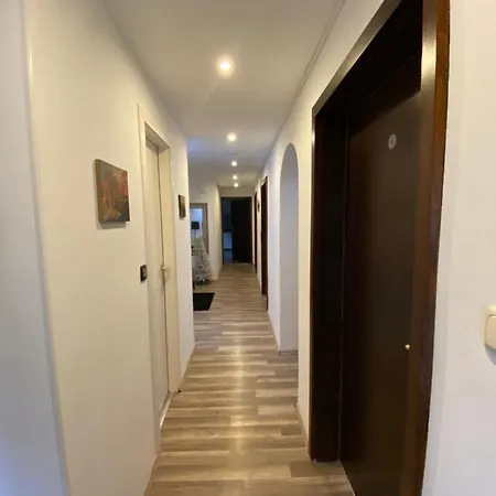 Stern Bis Zu 9 Betten Verfuegbar Homestay Bremen