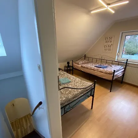 Stern Bis Zu 9 Betten Verfuegbar * Bremen